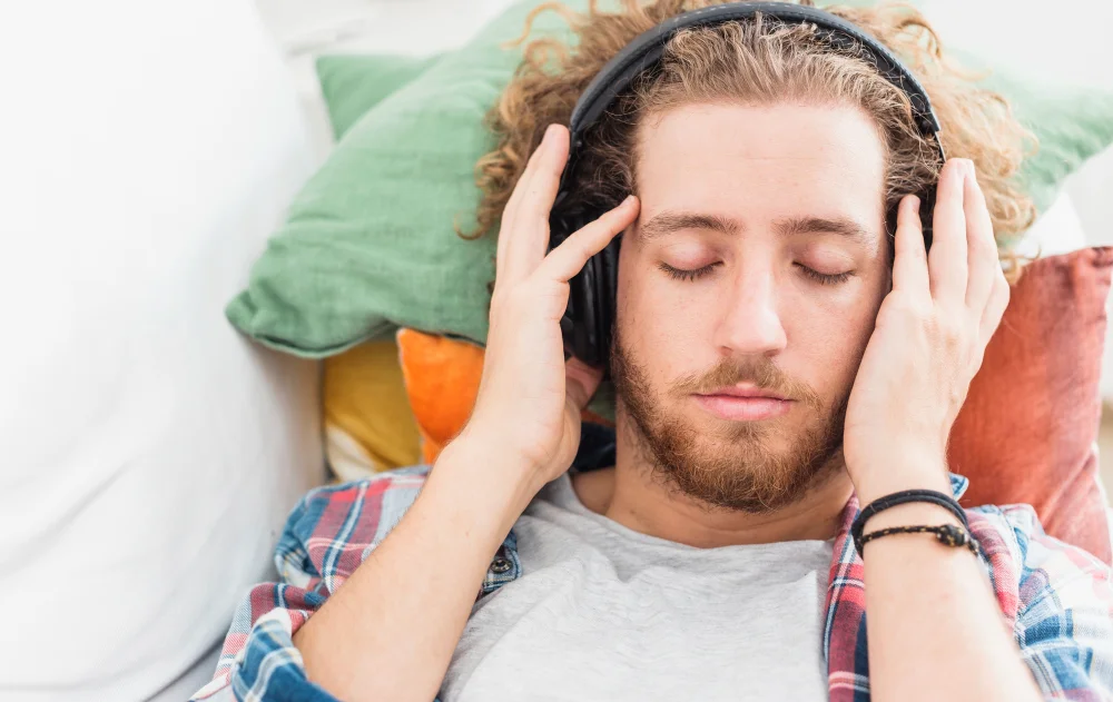 Sesión psicológica para comprender cómo funciona la terapia EMDR